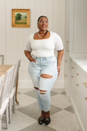 Judy Blue Mid Rise Super Light Destroyed Boyfriend Jeans
