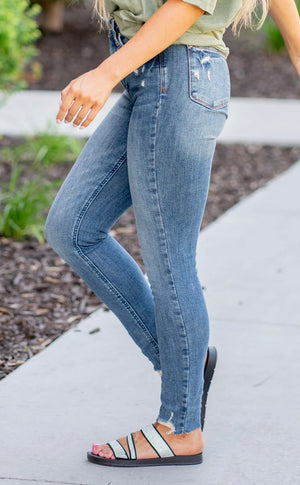 Judy Blue High Rise Tummy Control Vintage Wash Distressed Hem Skinny Jeans
