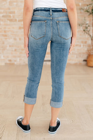 Judy Blue Mid Rise Non Distressed Contrast Wash Cuffed Skinny Capri Jeans