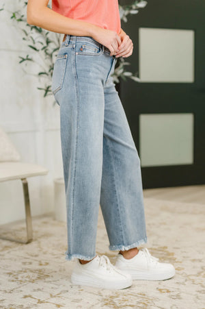 Judy Blue Mid Rise Ankle Wide Leg Hollywood Waistband Fray Hem Jeans