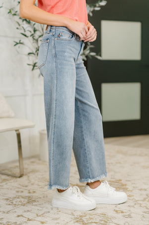 Judy Blue Mid Rise Ankle Wide Leg Hollywood Waistband Fray Hem Jeans