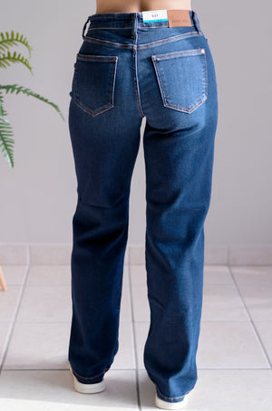 Judy Blue Mid Rise Dark Wash Classic Straight Leg Non Distressed Jeans