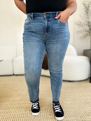 Judy Blue Mid Rise Rigid Magic Release Hem Boyfriend Jeans