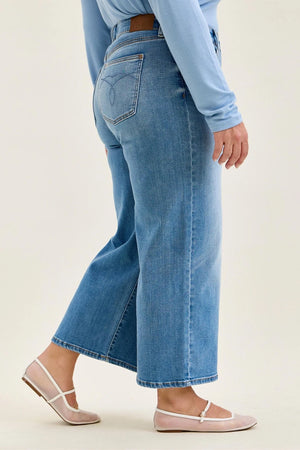 Claudia Mid Rise Wide Leg Ankle Jean