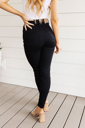 Judy Blue High Waist Tummy Control Classic Skinny Jeans in Black