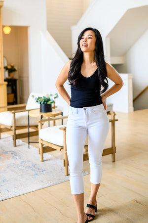 Judy Blue Mid Rise Certifiably Cool White Capris
