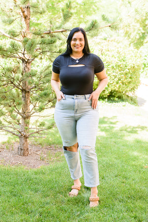 Risen High Waist Light Wash Distressed Jeans