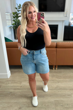 Judy Blue High Rise Non Distressed Light Wash Raw Hem Shorts